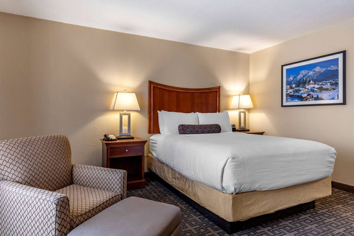 Ropa de cama de alta calidad, camas con pillow-top y muebles diferentes