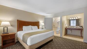 Standard Room, 1 King Bed, Accessible, Non Smoking | Premium bedding, pillowtop beds, laptop workspace, iron/ironing board