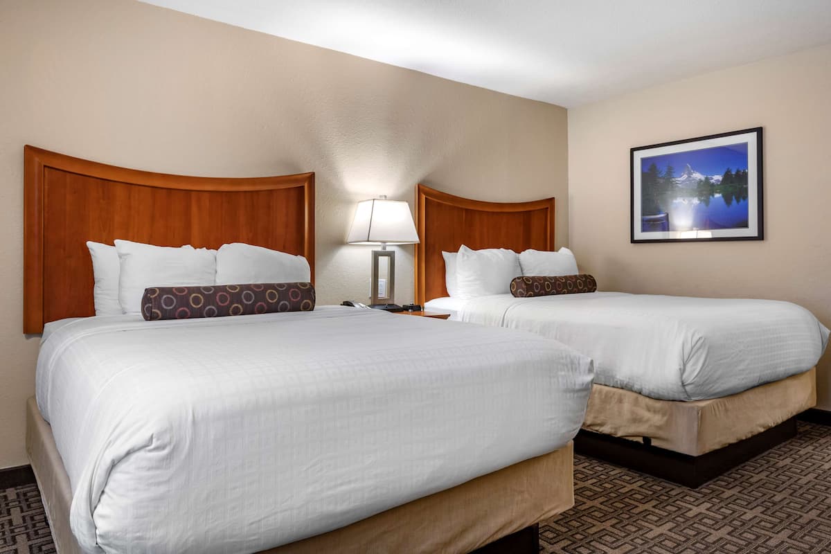 Premium bedding, pillow-top beds, iron/ironing board