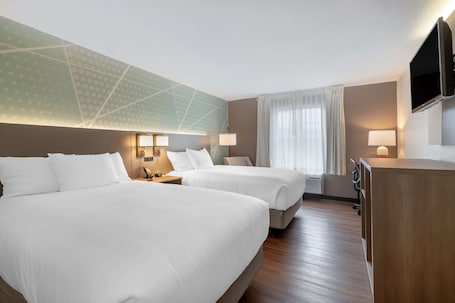 Business Room, 2 Double Beds, Non Smoking | Desk, iron/ironing board, free cribs/infant beds, free WiFi. Comfort Inn South Portland Airport