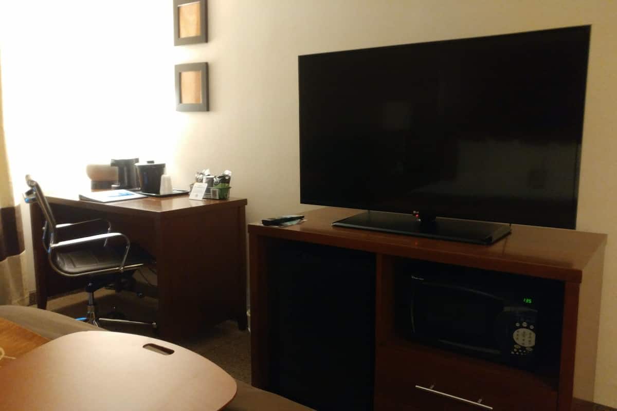 desk, iron/ironing board, free cots/infant beds, free wifi