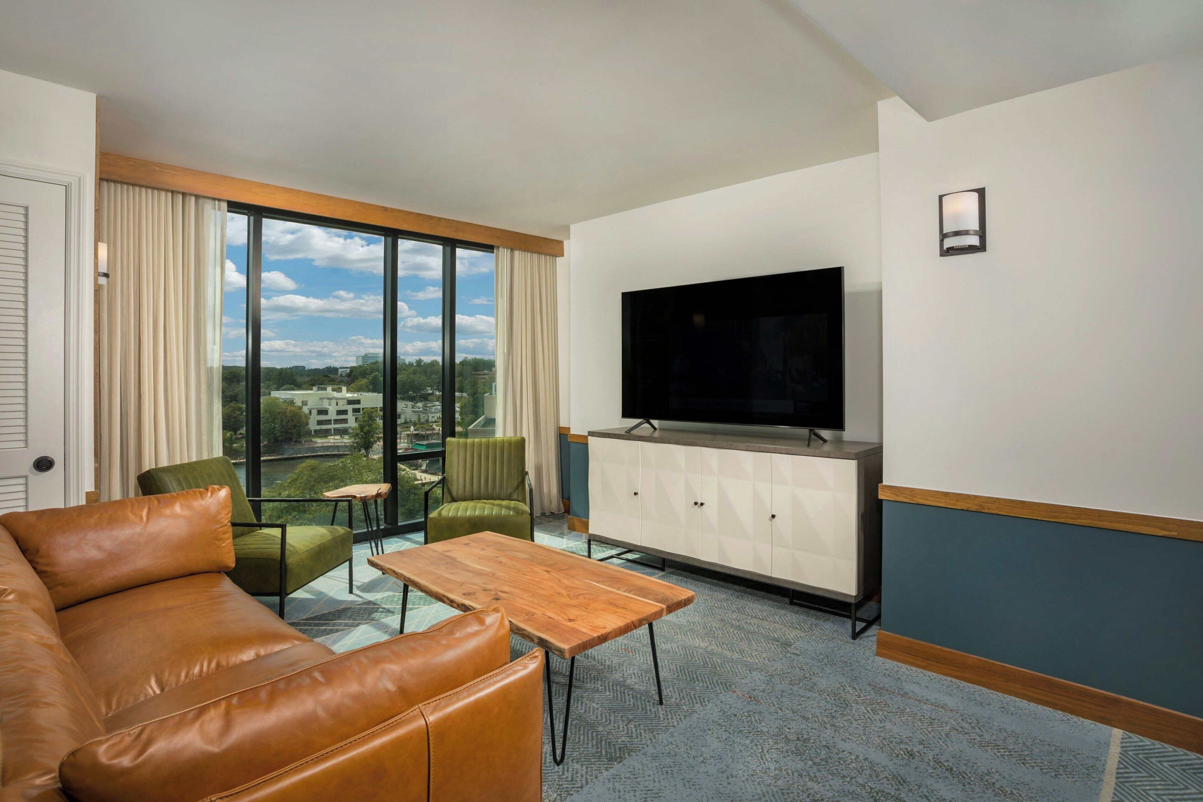 32-inch flat-screen tv with cable channels, tv, pay films