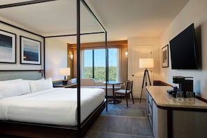 Deluxe Room, 1 King Bed, Partial Lake View | Egyptian cotton sheets, premium bedding, down comforters, pillowtop beds