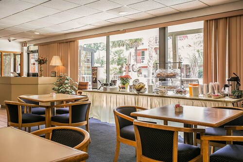 OYO Hotel Sumter SC Downtown