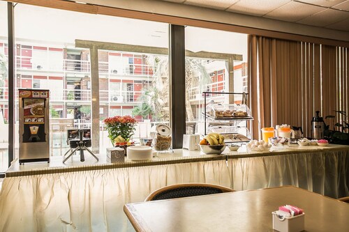 OYO Hotel Sumter SC Downtown