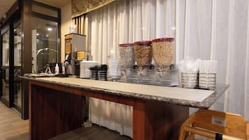 Free daily continental breakfast