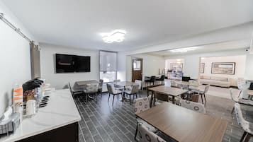 Café da manhã continental grátis todos os dias