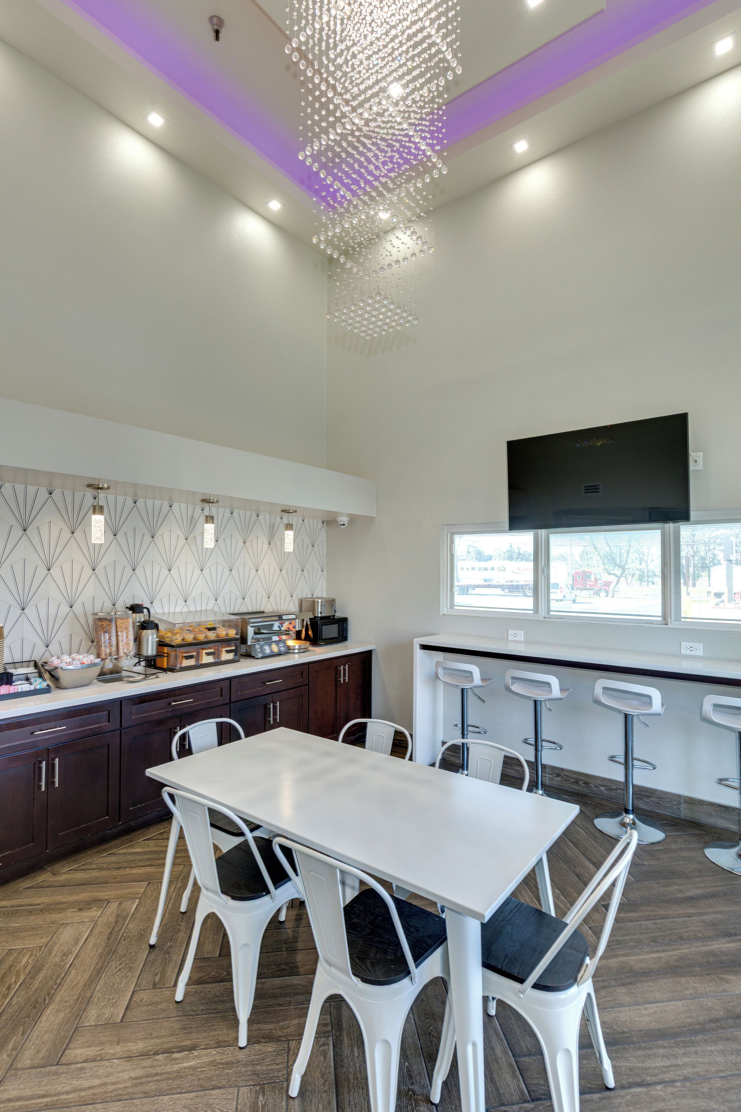 Photo - Hotel Seville - Ontario Airport/Chino