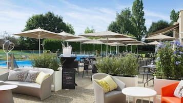 Breakfast, lunch, dinner served; French cuisine, pool views