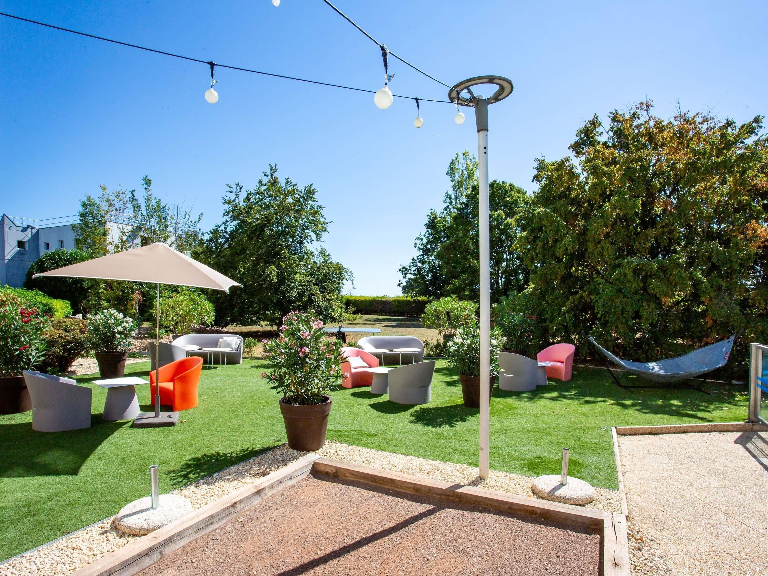 outdoor pool, pool umbrellas, pool loungers