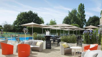 Breakfast, lunch, dinner served; French cuisine, pool views