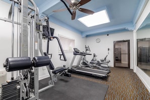 Fitness facility - Motel 6 Dallas, TX – Downtown  (Dallas)