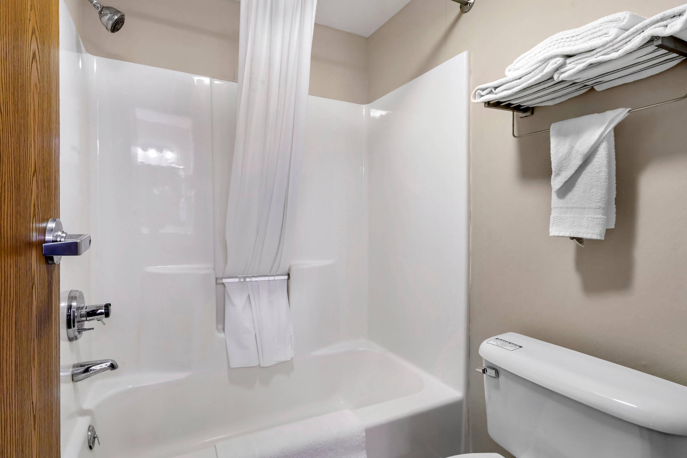 Standard Room, 2 Queen Beds, Non Smoking | Iron/ironing board, rollaway beds (surcharge), WiFi (free), alarm clocks