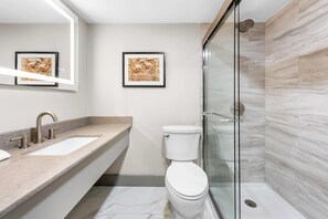 Gratis toiletartikler, hårtørrer, håndklæder