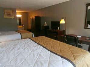 Room, Multiple Beds, Non Smoking (2 King Beds)