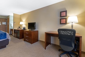 In-room safe, desk, laptop workspace, iron/ironing board