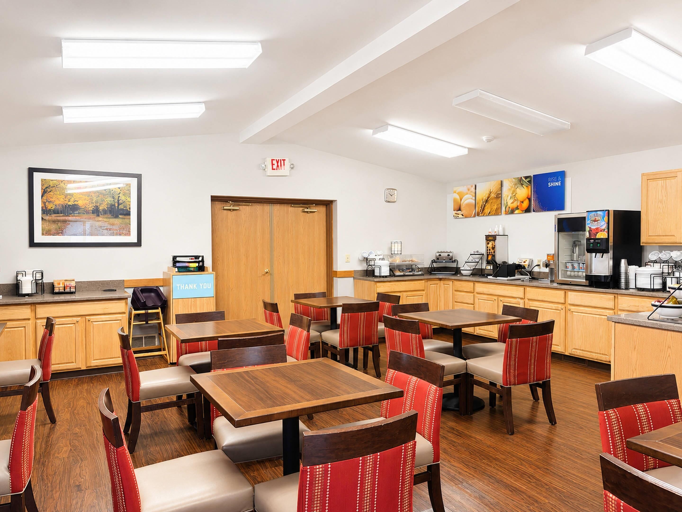 Free continental breakfast 