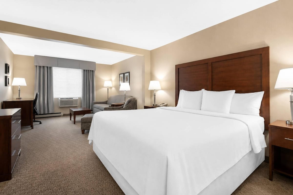 In-room safe, desk, laptop workspace, iron/ironing board