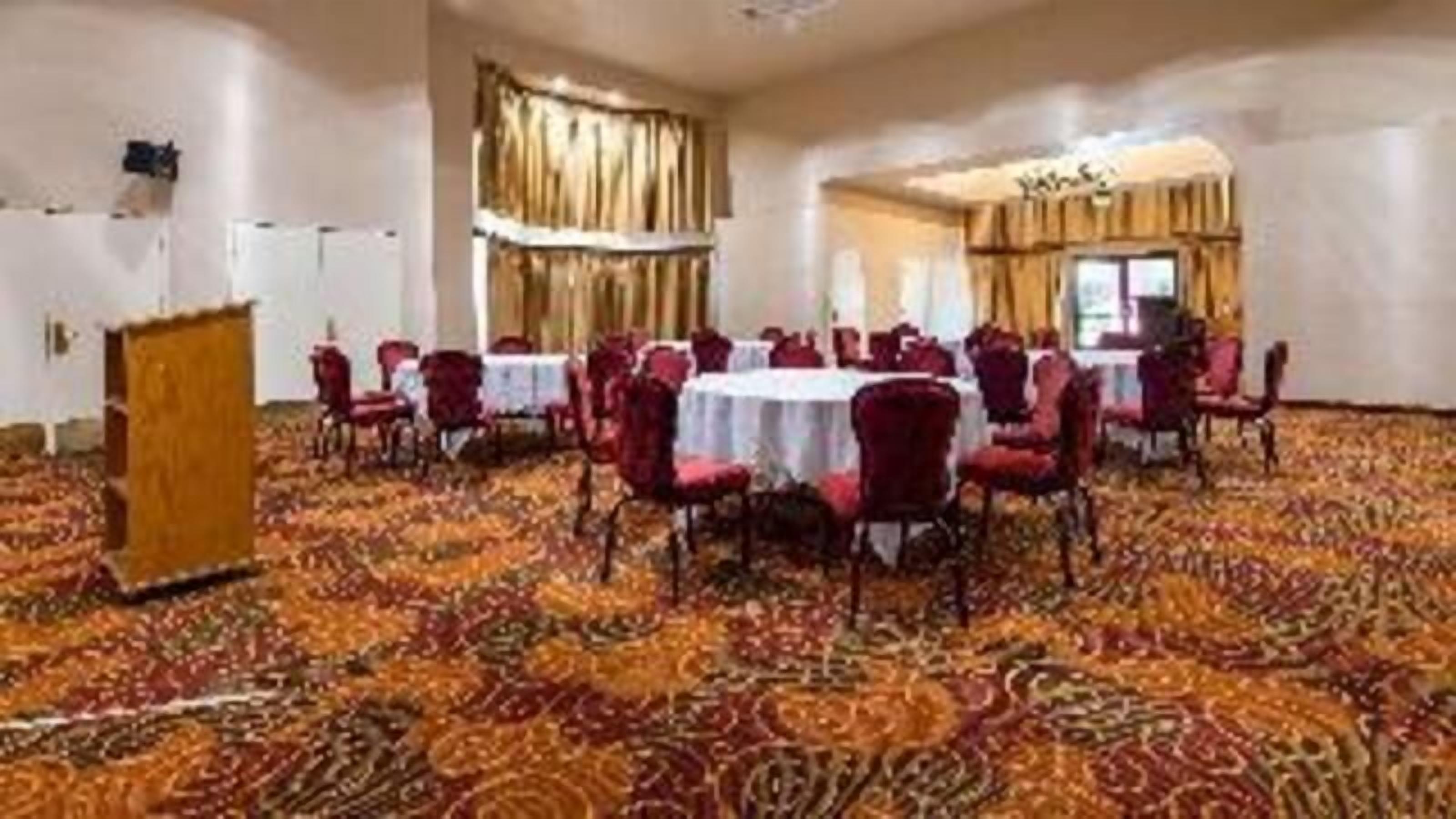 Banquet hall