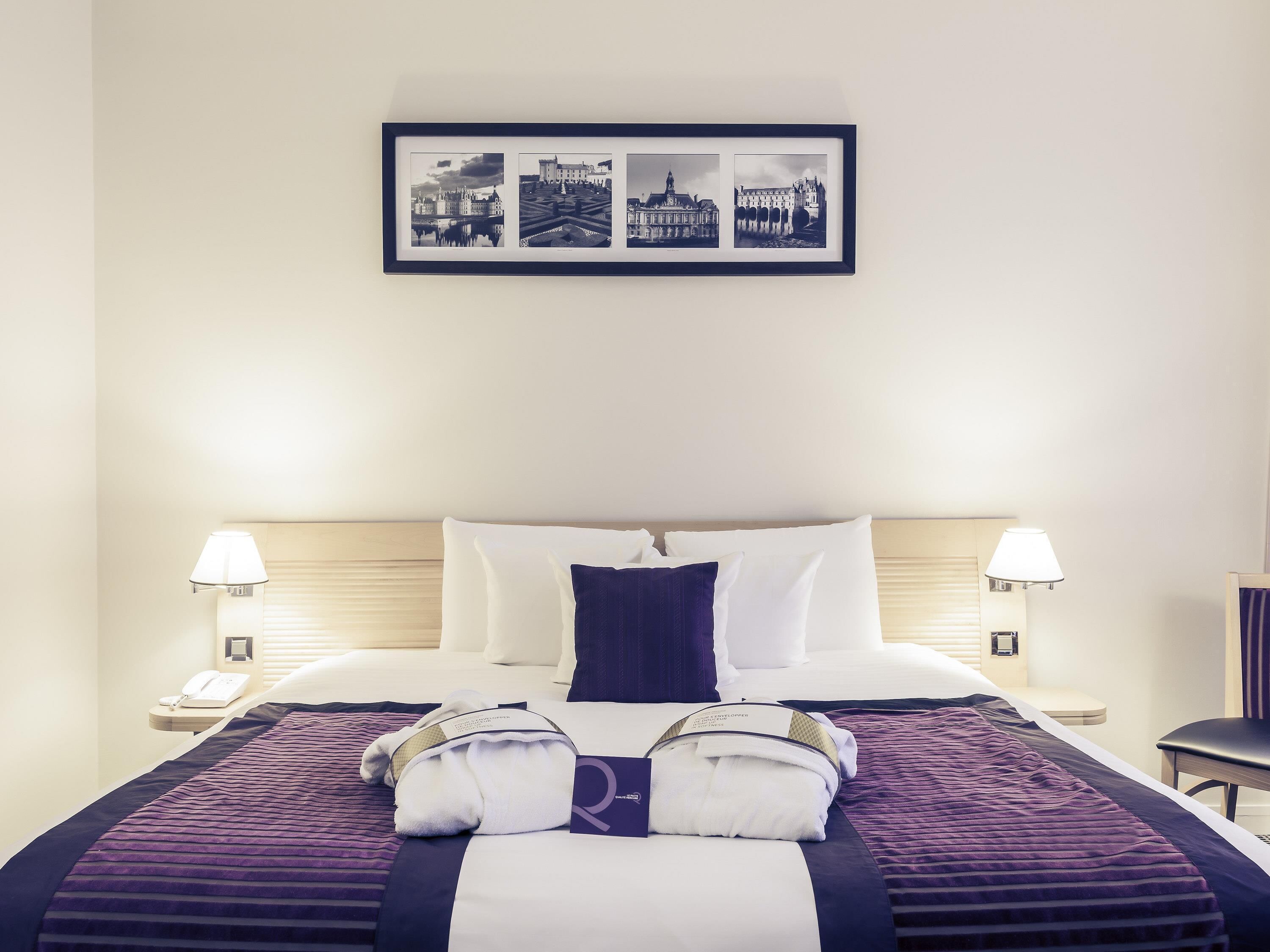 In-room safe, desk, soundproofing, iron/ironing board