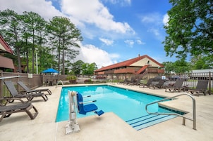 Seasonal outdoor pool, pool umbrellas, sun loungers