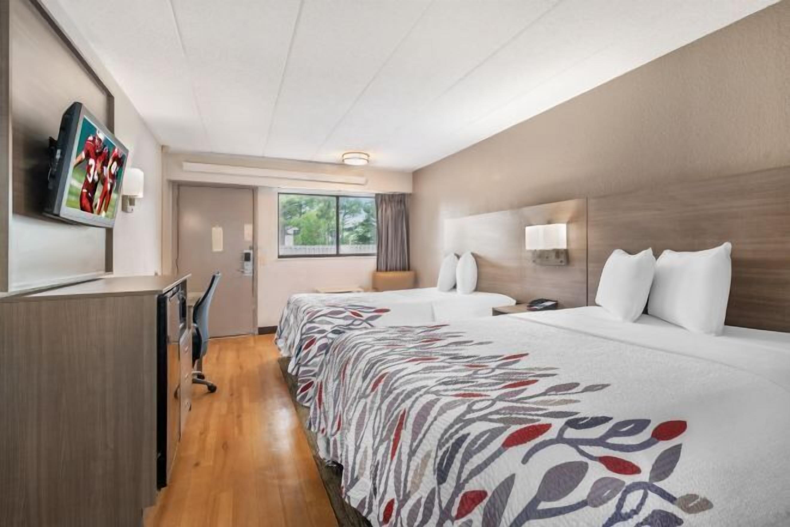 Caja de seguridad en la habitación y escritorio 