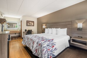 Superior Room, 1 King Bed (Smoke Free) | In-room safe, desk, laptop workspace, blackout drapes