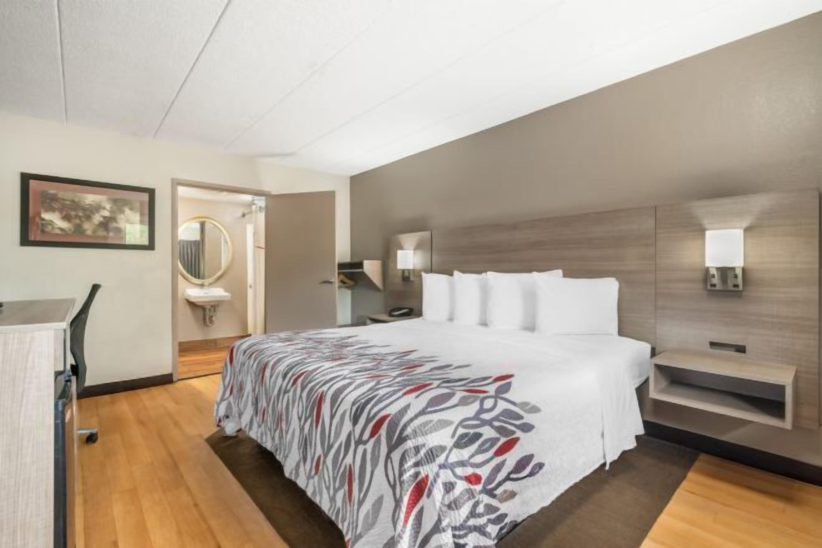 Caja de seguridad en la habitación y escritorio 