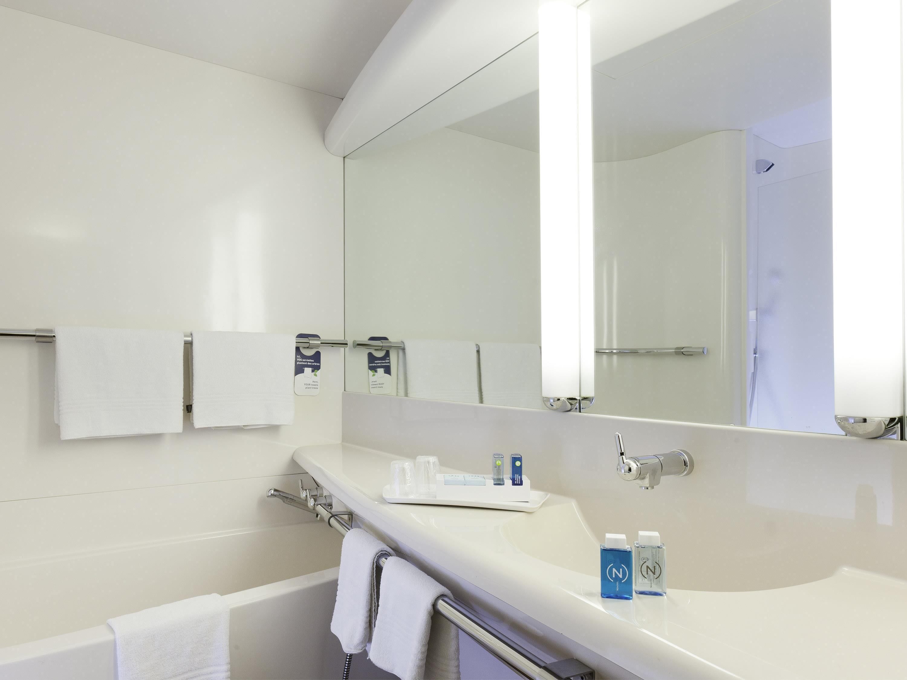 Executive Room, 1 Double Bed with Sofa bed | Premium bedding, in-room safe, desk, blackout curtains