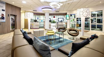 Sala de estar en el lobby