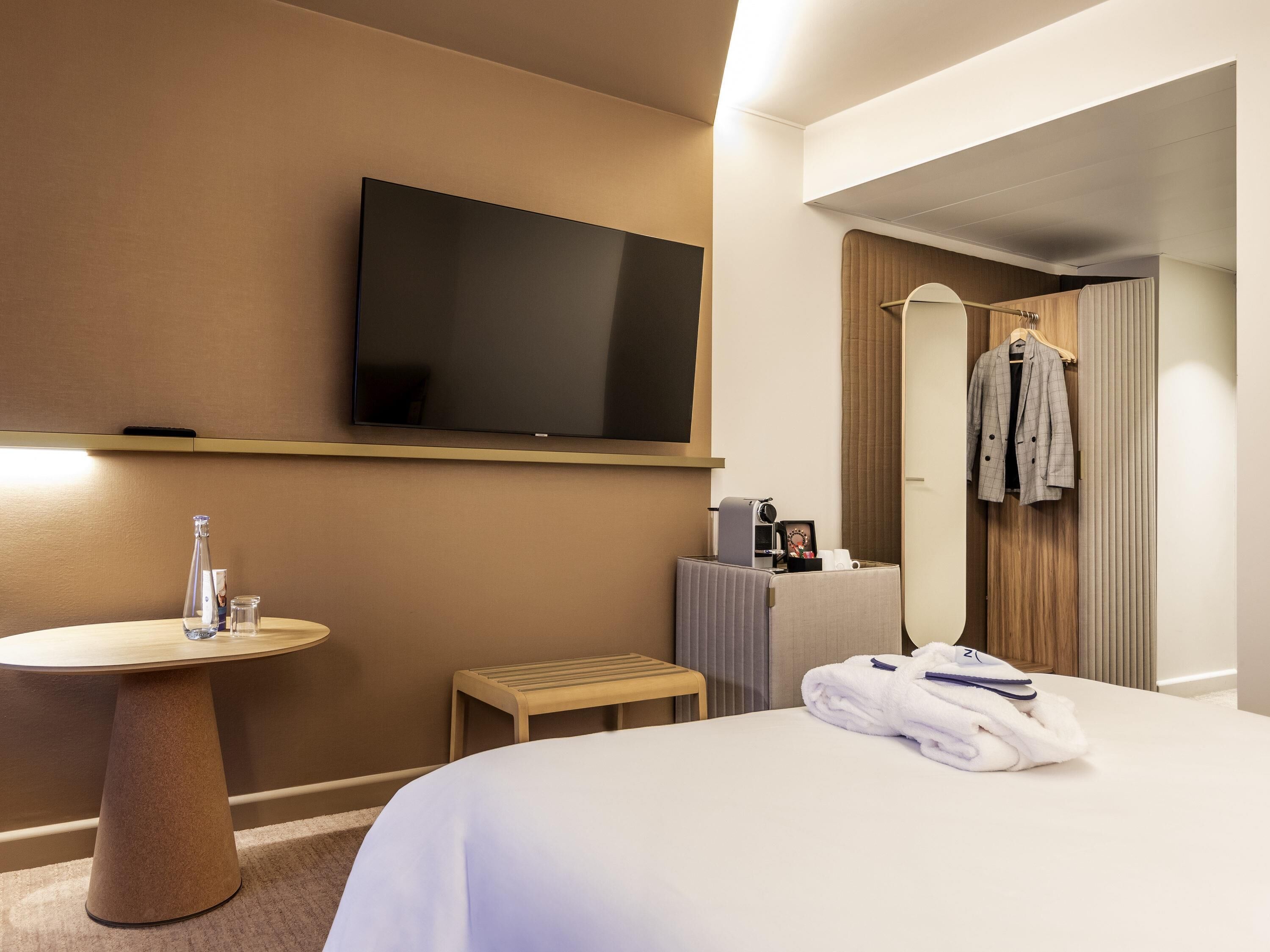 Executive Room, 1 Double Bed with Sofa bed