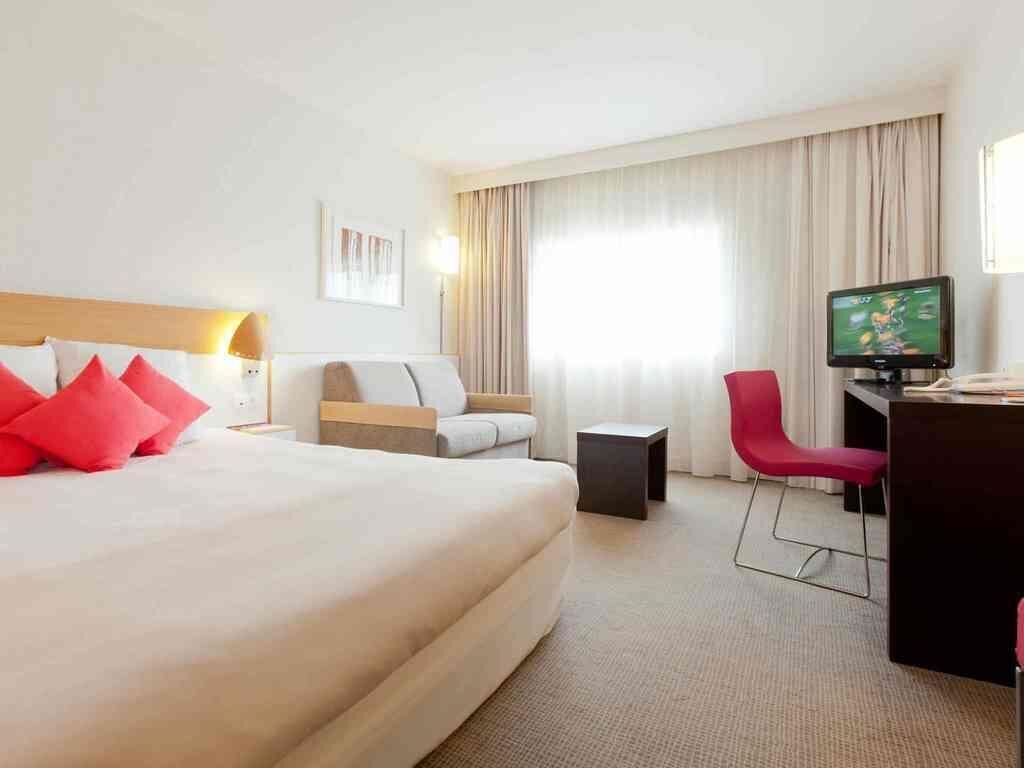 Family Room, Multiple Beds (Classic) | Premium bedding, in-room safe, desk, blackout curtains