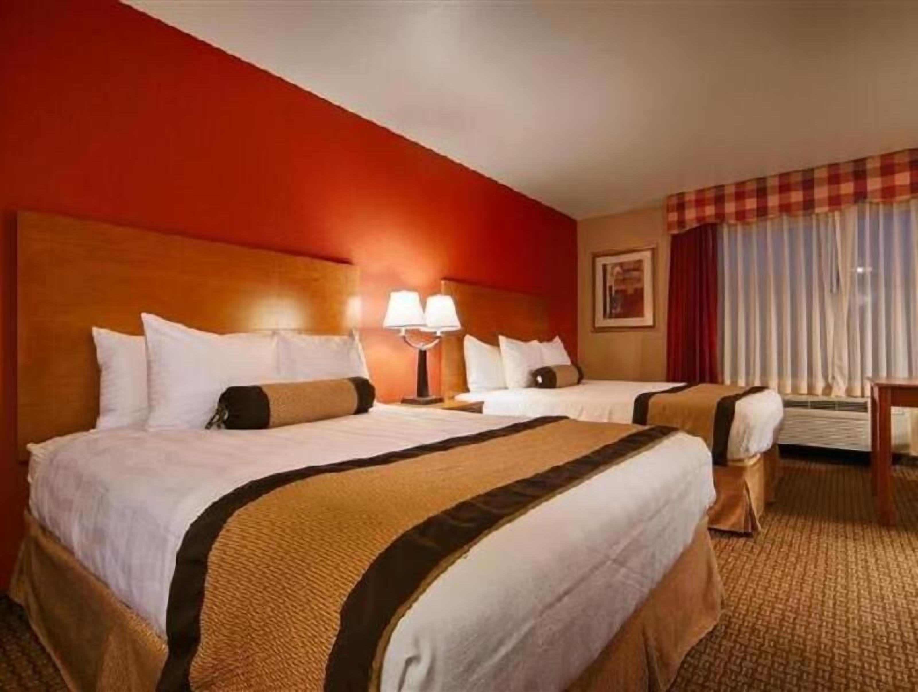 Premium bedding, desk, blackout curtains, iron/ironing board