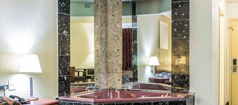 Econo Lodge Scranton near Montage Mountain