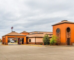 Exterior - Quality Inn & Suites Marion (Marion)