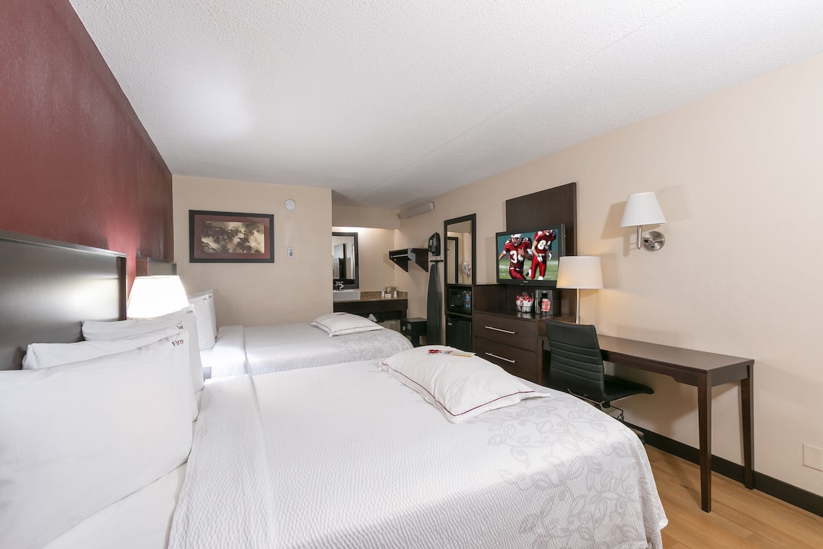 Premium Room, 2 Double Beds (Upgraded Bedding & Snack, Smoke Free) | Pillowtop beds, in-room safe, desk, blackout drapes