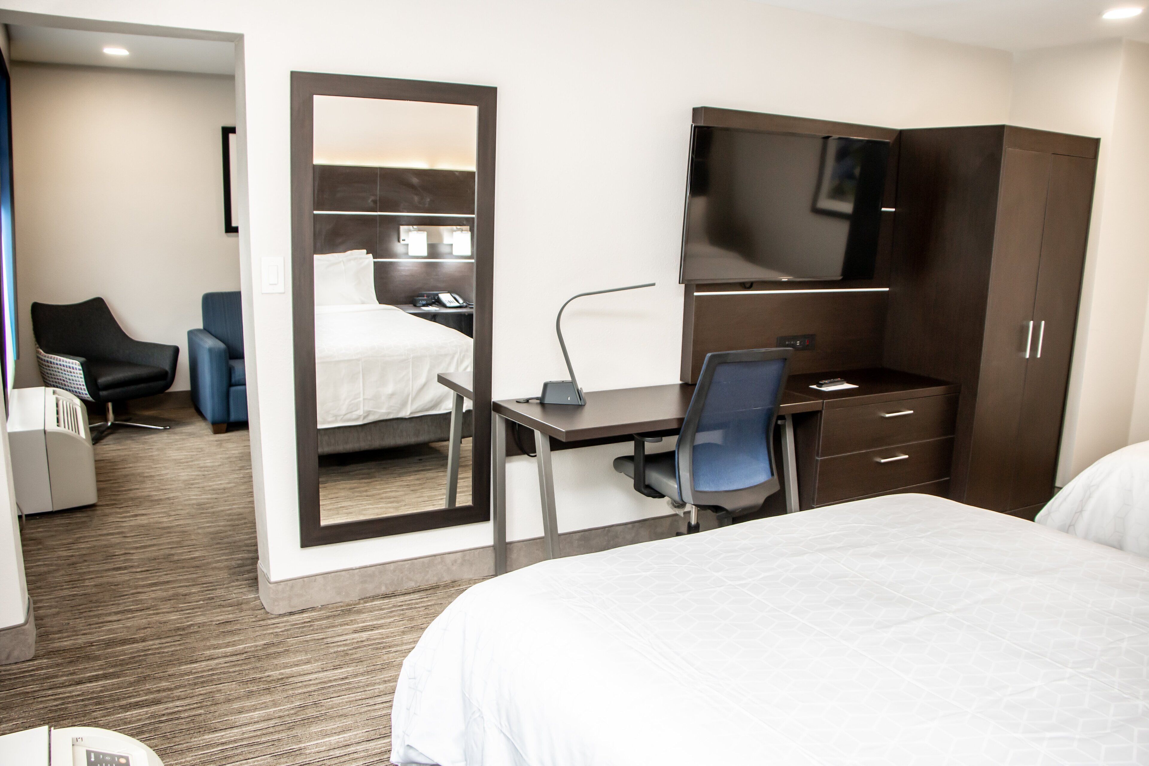 suite, 2 queen beds | 1 bedroom, in-room safe, desk, laptop workspace