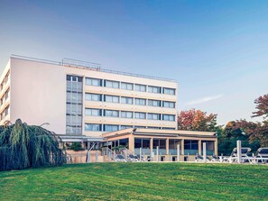 Exterior - Hôtel Mercure Macon Bord de Saône (Macon)