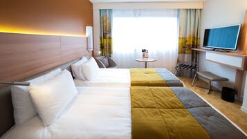 Classic Twin Room, 2 Twin Beds | Premium bedding, in-room safe, individually furnished, laptop workspace