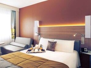 Privilege, Kamar, 1 Tempat Tidur Double dengan tempat tidur Sofa | Seprai premium, brankas, dan dilengkapi dengan perabotan berbeda-beda