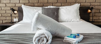 Mitchell on Main Motel & Apartments