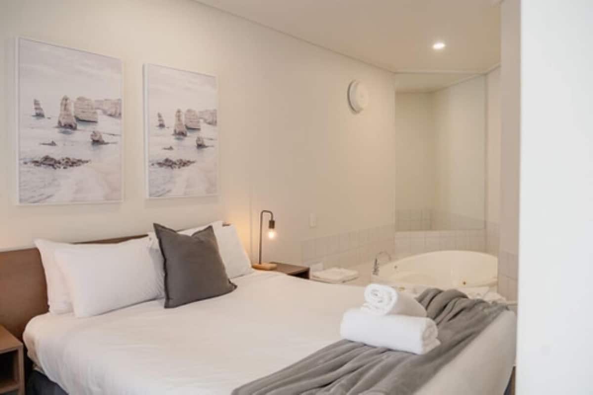 Superior-Zimmer, Whirlpool (Spa)