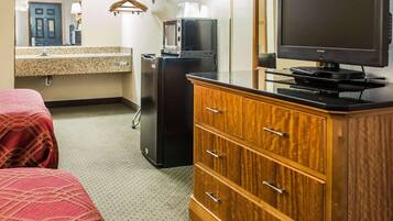 Tempat tidur bayi gratis, tempat tidur lipat/tambahan, dan Wi-Fi gratis