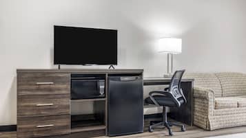 Family Room, 2 Double Beds, Non Smoking | Premium bedding, in-room safe, desk, blackout curtains