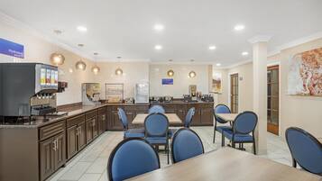 Sudah termasuk sarapan ala kontinental