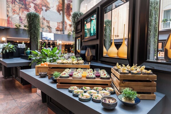 Food and drink - Radisson Blu Hotel, Bremen (Bremen)