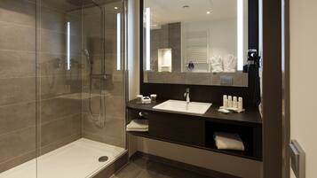 Shower, rainfall showerhead, eco-friendly toiletries, hair dryer