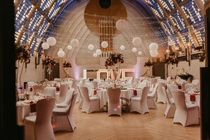 Indoor wedding - Radisson Blu Hotel, Bremen (Bremen)