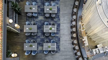 Frühstück, Mittagessen und Abendessen