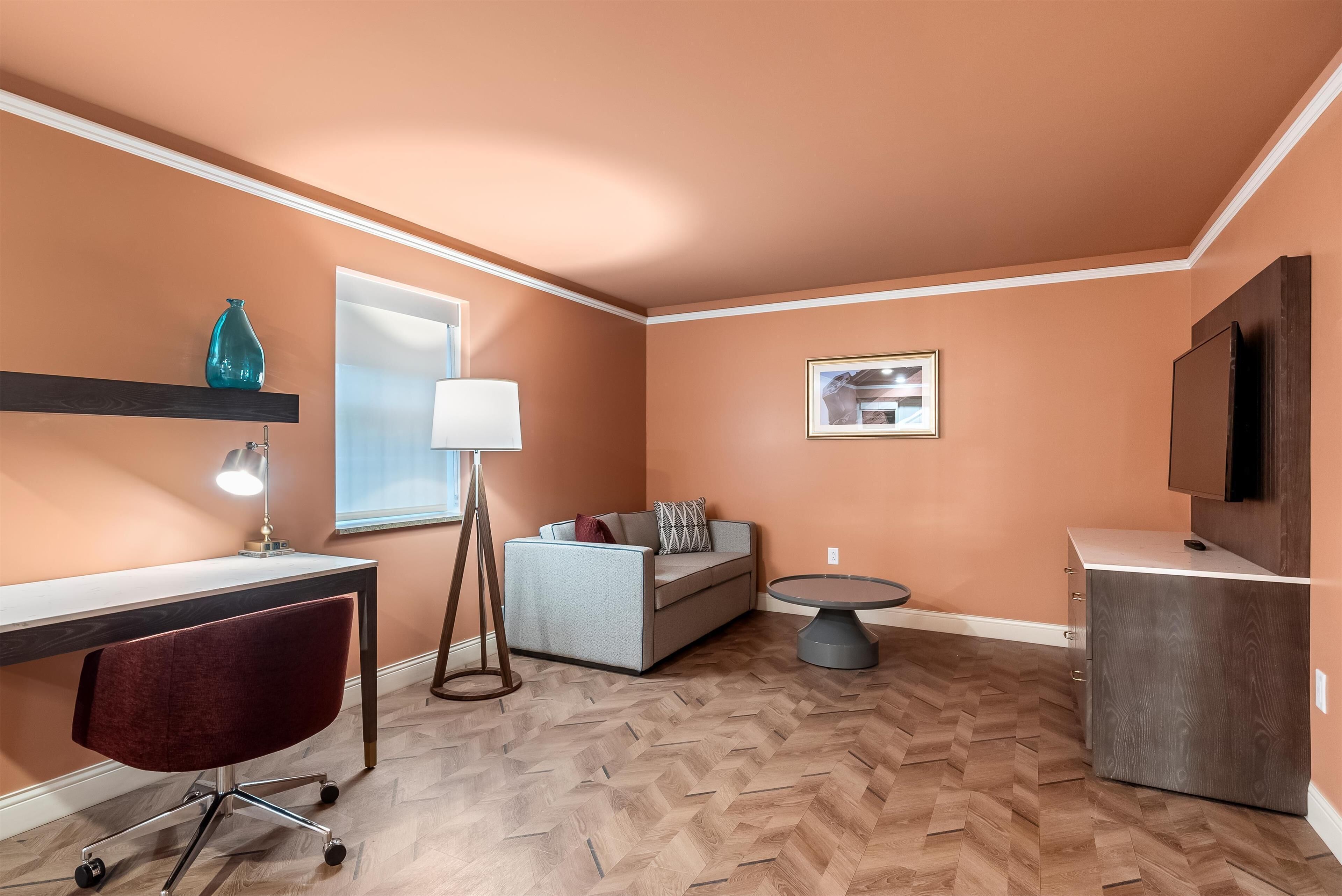 suite, 1 king bed, non smoking, kitchenette (walk-in shower;with sofabed) | pillow-top beds, in-room safe, desk, laptop workspace